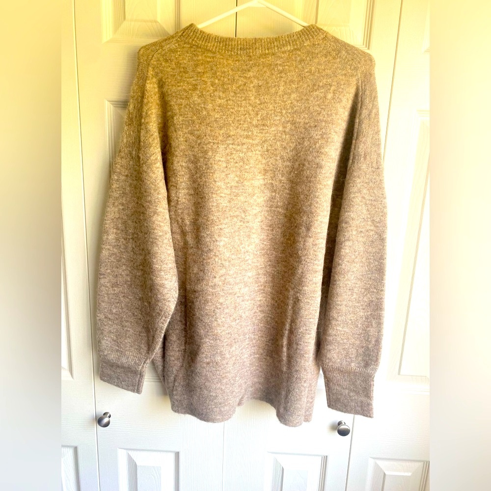 New Aritzia The Group Babaton Thurlow Relaxed crew-neck sweater Merino Wool - Picture 7 of 10